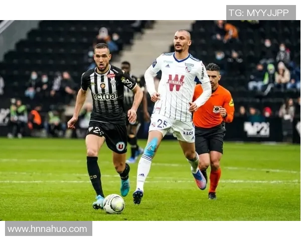 南特主场迎战里昂32轮法甲激战一触即发